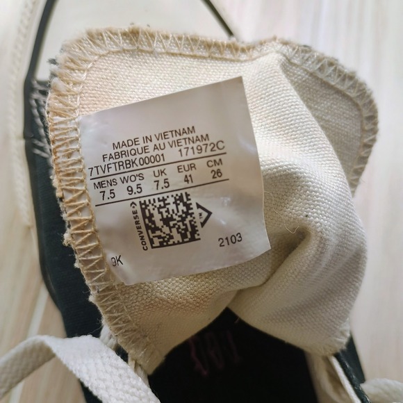 Converse‎ Hi Top Millie Bobby Brown Madison Black Womens 9.5, Mens 7.5 Rare - Picture 7 of 8